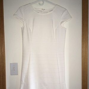 Roz & Ali White Dress, Size 6